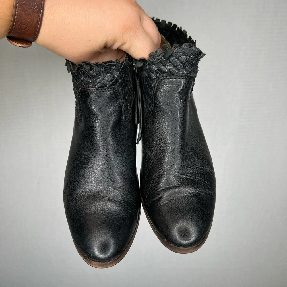 Coach‎ | Ryer Woven Fringe Booties Woman’s Black 6.5